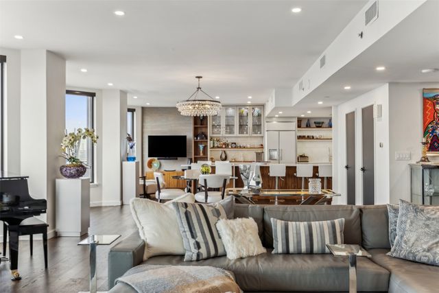 3030 Mckinney Avenue 2305, Dallas, TX 75204