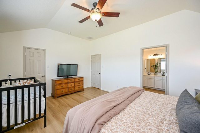 9889 Hyacinth Way, Conroe, TX 77385