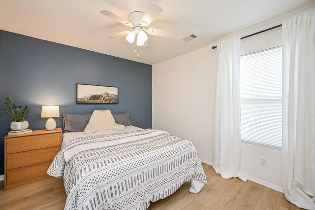 9889 Hyacinth Way, Conroe, TX 77385