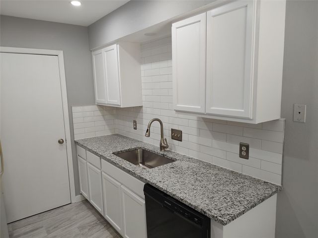 2005 Iroquois LN A, Austin, TX 78741