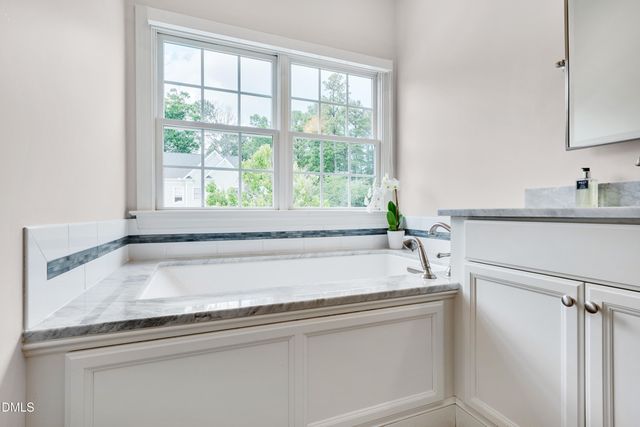 314 Westside Drive, Chapel Hill, NC 27516