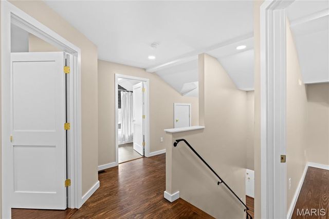 1045 Tuxedo Boulevard, St Louis, MO 63119