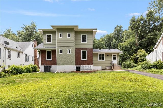1045 Tuxedo Boulevard, St Louis, MO 63119
