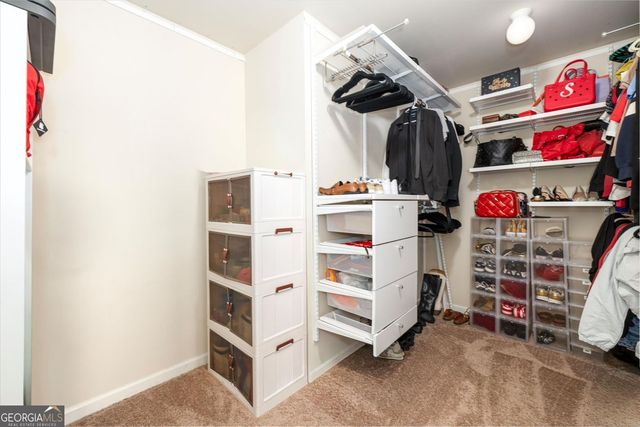 3769 Lake End Drive, Loganville, GA 30052