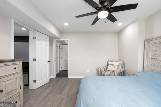 3769 Lake End Drive, Loganville, GA 30052