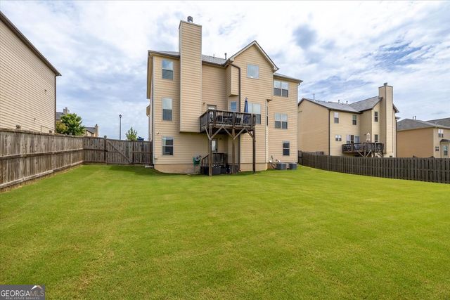 3769 Lake End Drive, Loganville, GA 30052