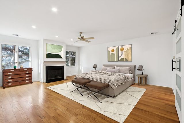 2019 E Avon Lane, Arlington Heights, IL 60004