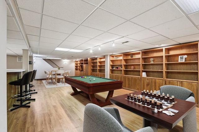 2019 E Avon Lane, Arlington Heights, IL 60004