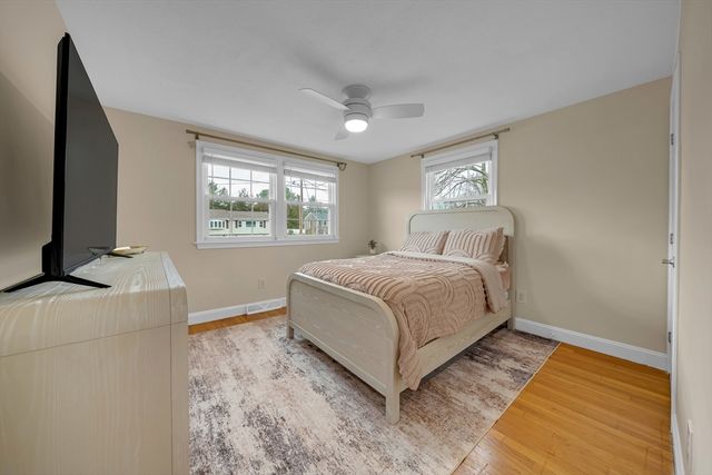 13 Brookside Dr, Billerica, MA 01821