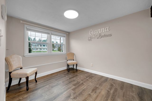 13 Brookside Dr, Billerica, MA 01821