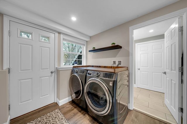 13 Brookside Dr, Billerica, MA 01821