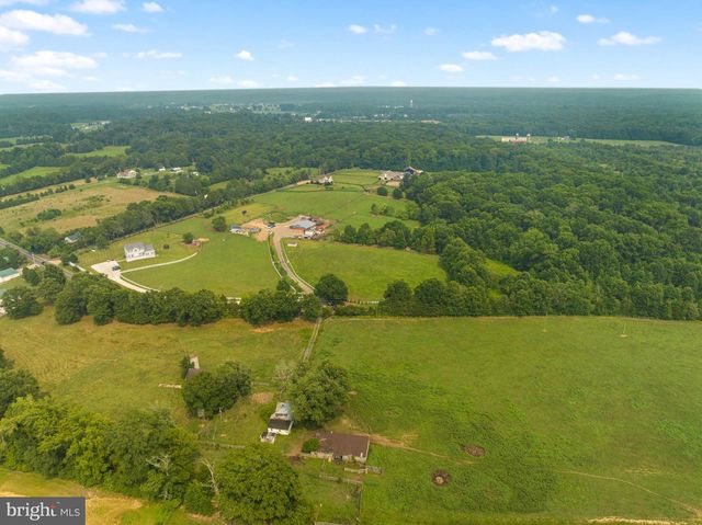 15001 FLEETWOOD DR, Nokesville, VA 20181