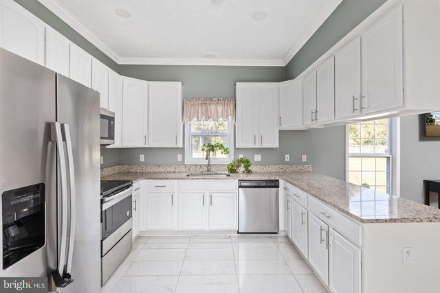 15001 FLEETWOOD DR, Nokesville, VA 20181