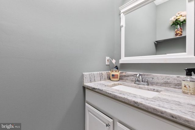 15001 FLEETWOOD DR, Nokesville, VA 20181