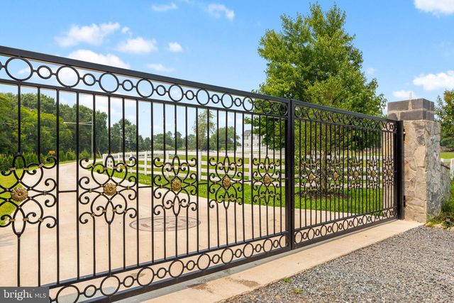 15001 FLEETWOOD DR, Nokesville, VA 20181