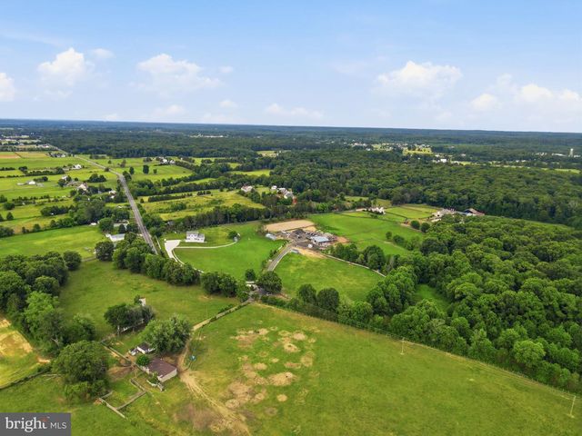 15001 FLEETWOOD DR, Nokesville, VA 20181