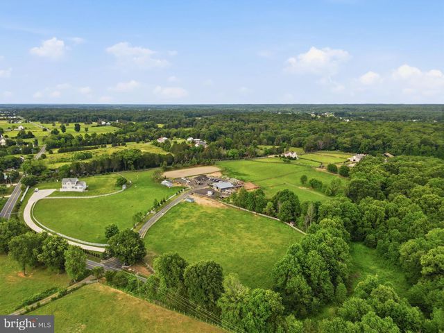 15001 FLEETWOOD DR, Nokesville, VA 20181