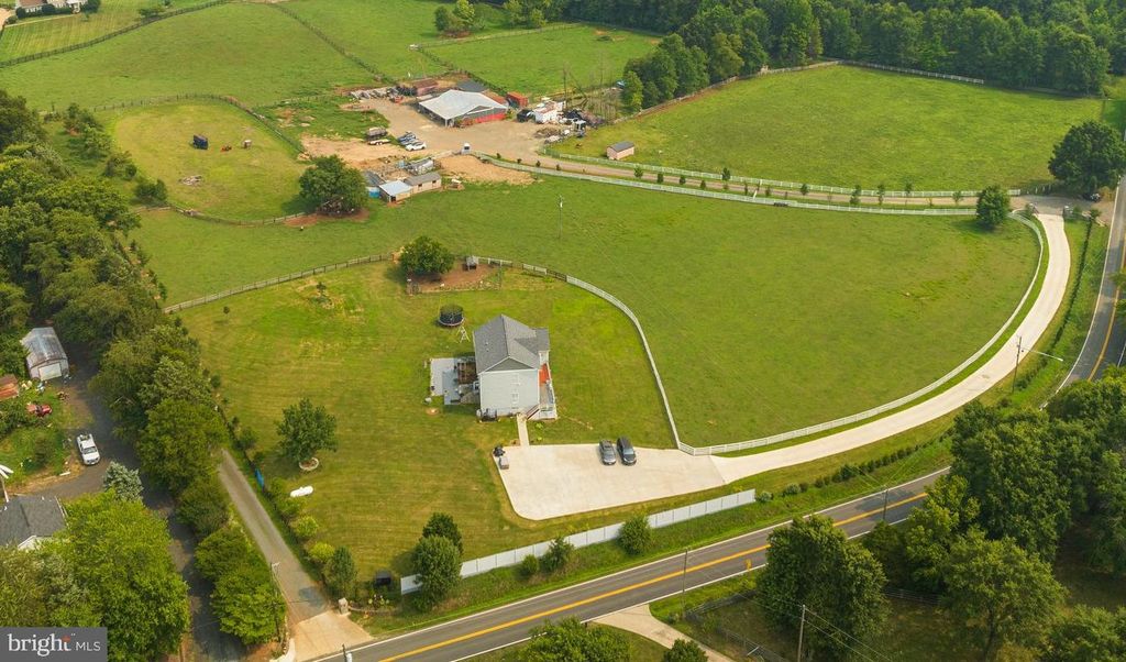 15001 FLEETWOOD DR, Nokesville, VA 20181