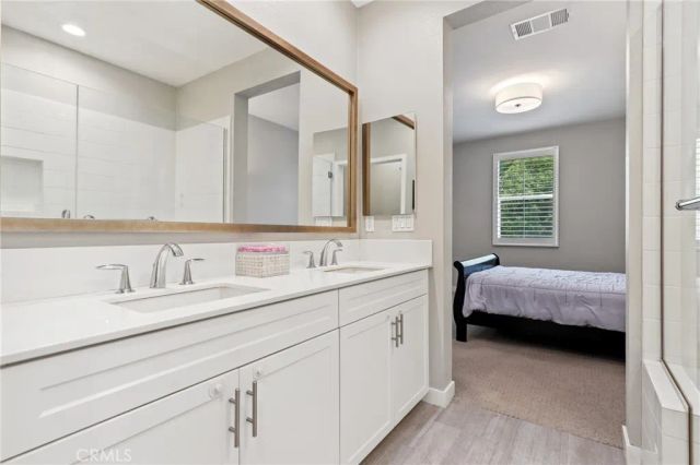 649 W Foothill Boulevard 2, Glendora, CA 91741