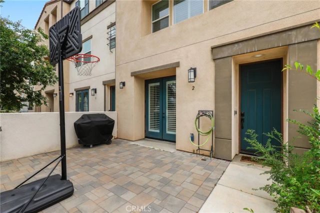 649 W Foothill Boulevard 2, Glendora, CA 91741