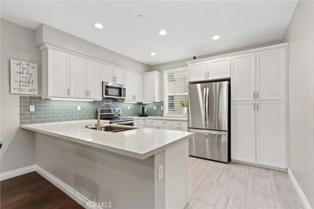 649 W Foothill Boulevard 2, Glendora, CA 91741