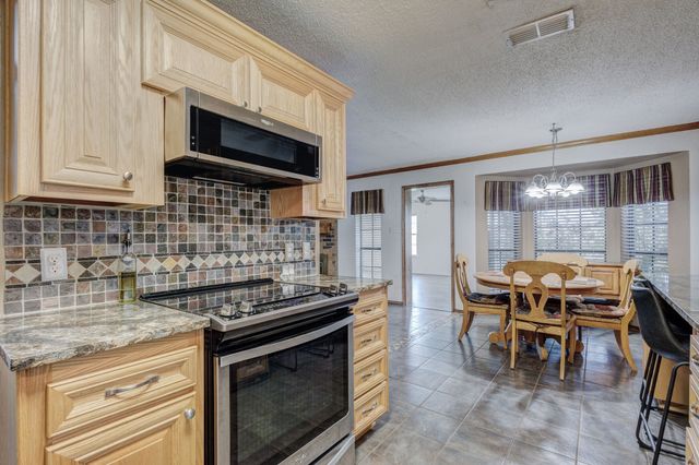 1110 Hemphill Court, Cleburne, TX 76033