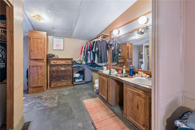 383 NE 355TH AVENUE, Old Town, FL 32680