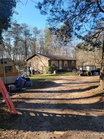 188 Horsepen Rd, Cumberland, VA 23901