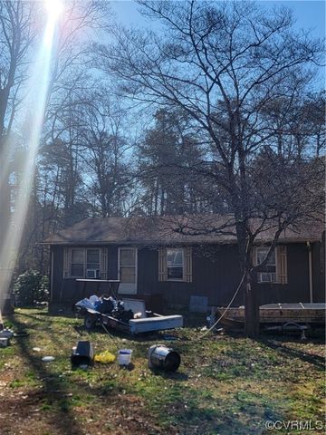 188 Horsepen Rd, Cumberland, VA 23901