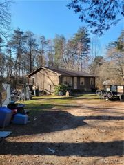 188 Horsepen Rd, Cumberland, VA 23901