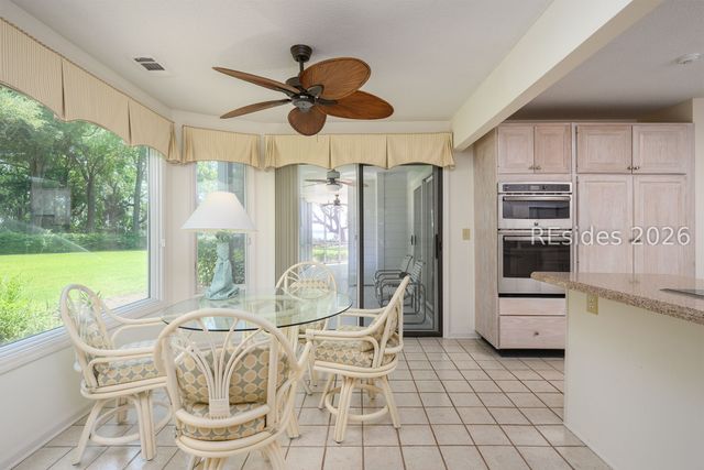 71 Skull Creek Dr Apt B101, Hilton Head Island, SC 29926