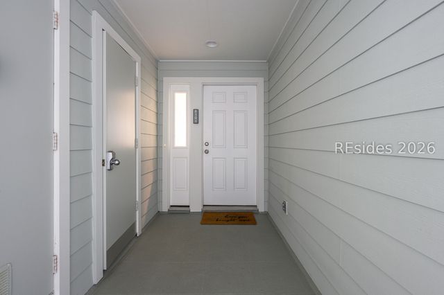 71 Skull Creek Dr Apt B101, Hilton Head Island, SC 29926