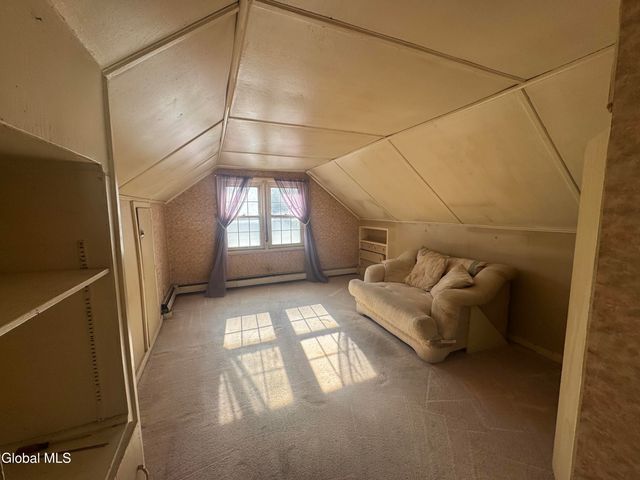 39 Reber Street, Colonie, NY 12205