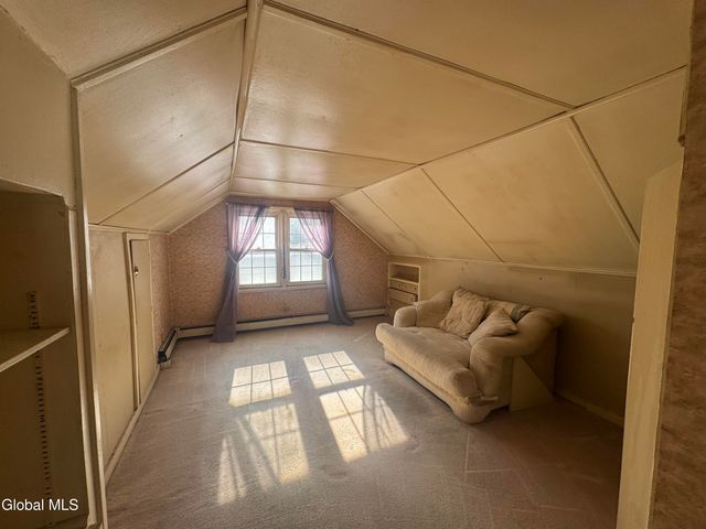 39 Reber Street, Colonie, NY 12205