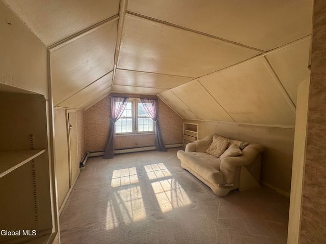 39 Reber Street, Colonie, NY 12205