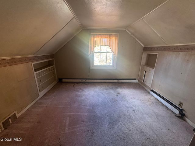 39 Reber Street, Colonie, NY 12205