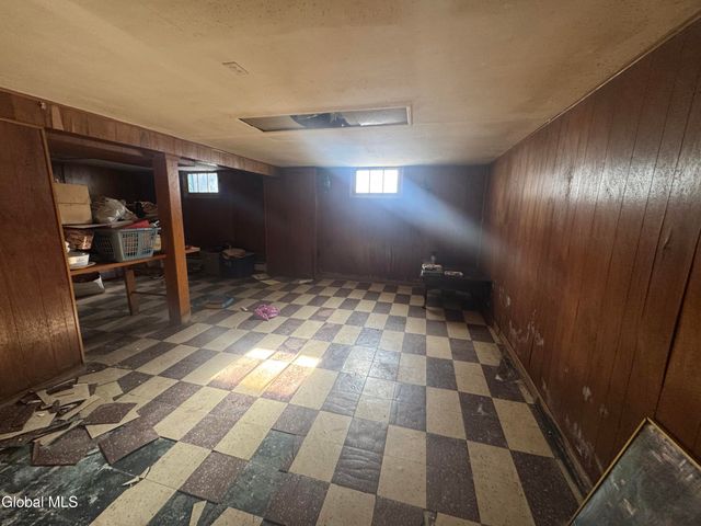 39 Reber Street, Colonie, NY 12205