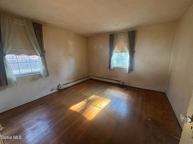 39 Reber Street, Colonie, NY 12205