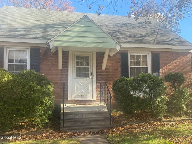 39 Reber Street, Colonie, NY 12205