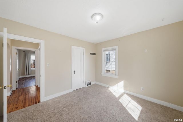 269 S THORNCREST Avenue, Creve Coeur, IL 61610