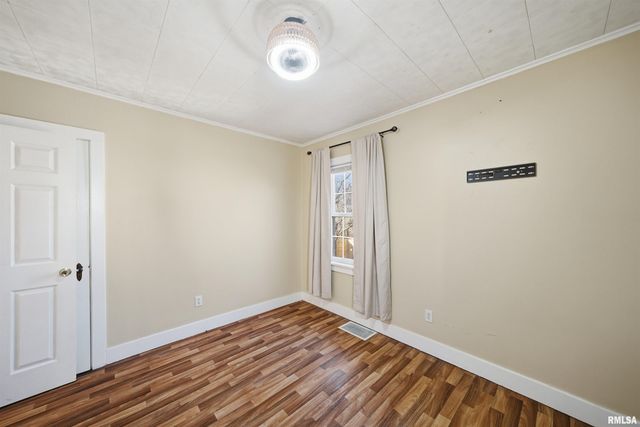 269 S THORNCREST Avenue, Creve Coeur, IL 61610