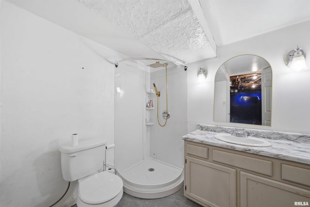 269 S THORNCREST Avenue, Creve Coeur, IL 61610