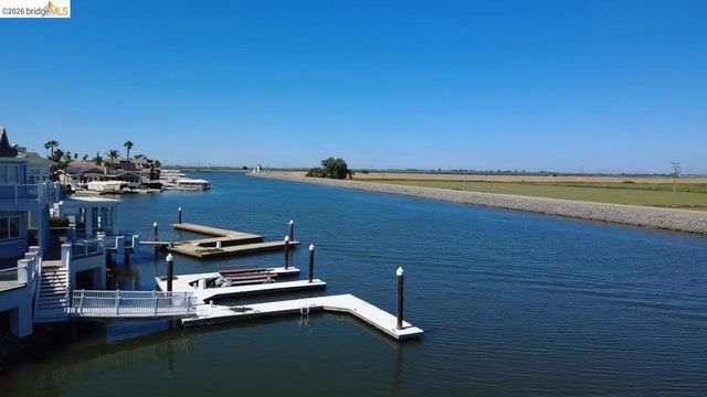 5880 Starboard Dr, Discovery Bay, CA 94505