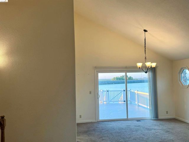 5880 Starboard Dr, Discovery Bay, CA 94505