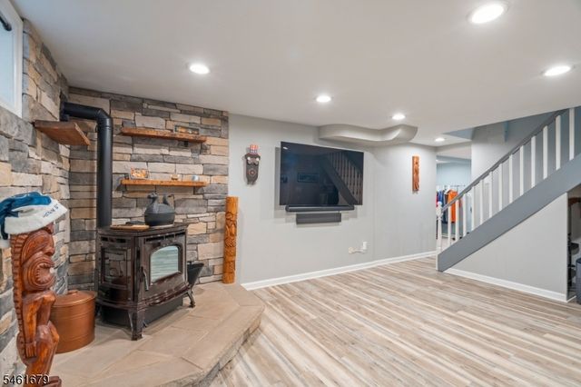 26 Mount Vernon St, Nutley Twp., NJ 07110