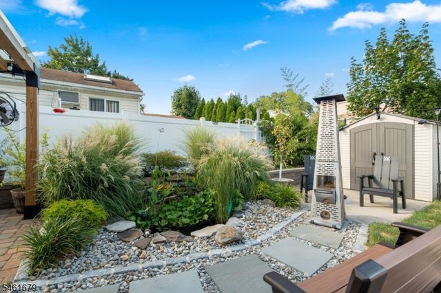 26 Mount Vernon St, Nutley Twp., NJ 07110