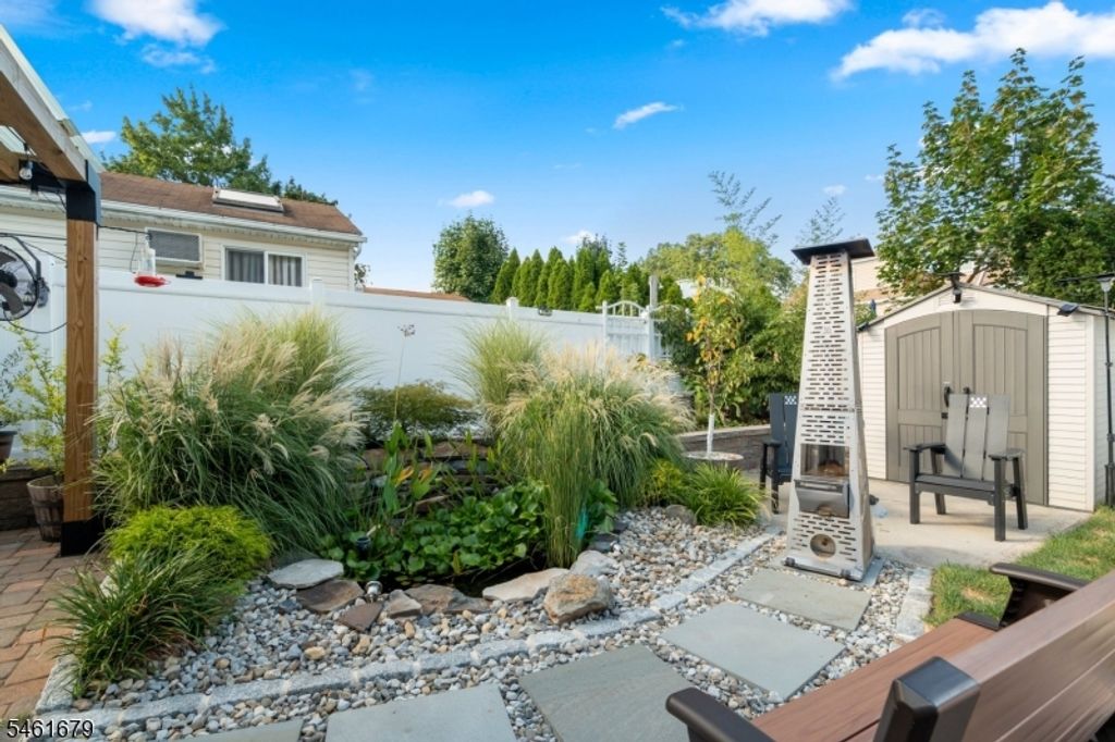 Image 28 of property listing at 26 Mount Vernon St, Nutley Twp., NJ 07110