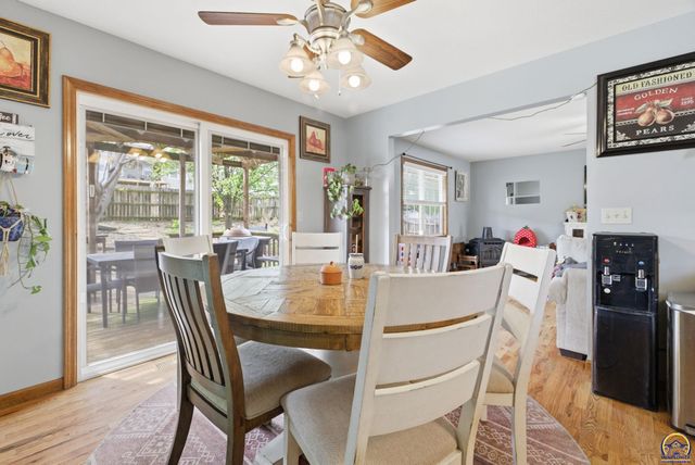 4007 NW Fielding TER, Topeka, KS 66618