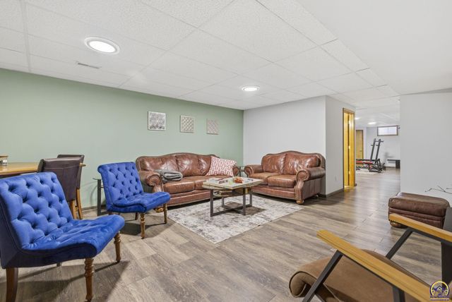 4007 NW Fielding TER, Topeka, KS 66618