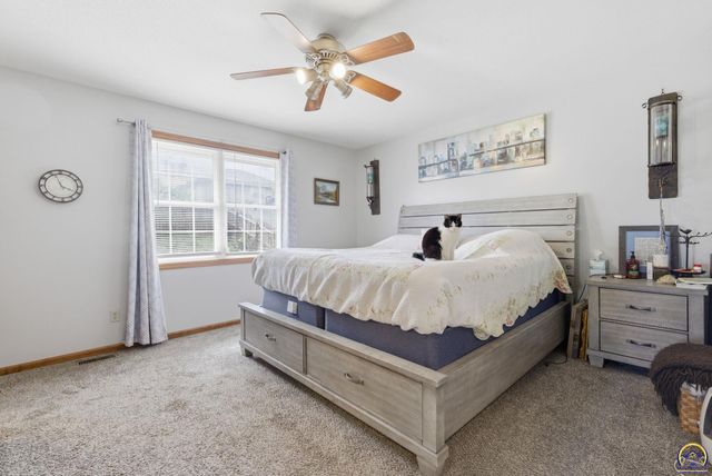 4007 NW Fielding TER, Topeka, KS 66618